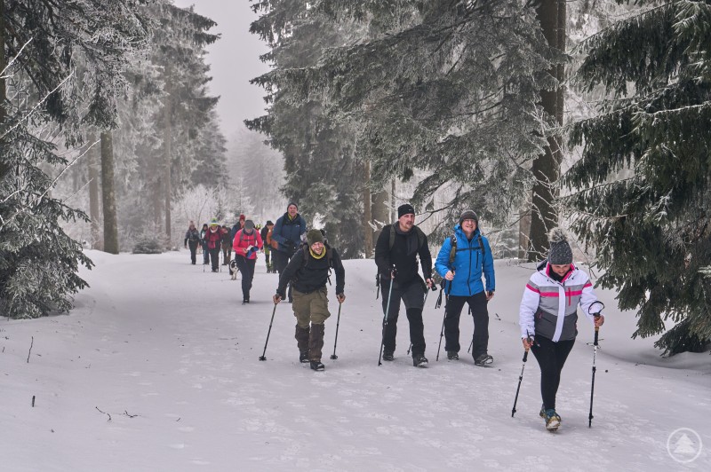 Trotz eisiger Temperaturen kam es zu keinerlei Verletzungen. Trotz eisiger Temperaturen kam es zu keinerlei Verletzungen.