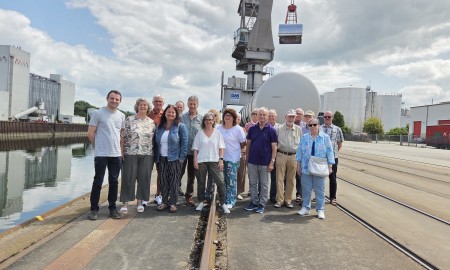 Kreisausschuss Deggendorf besucht Donauhafen Straubing-Sand