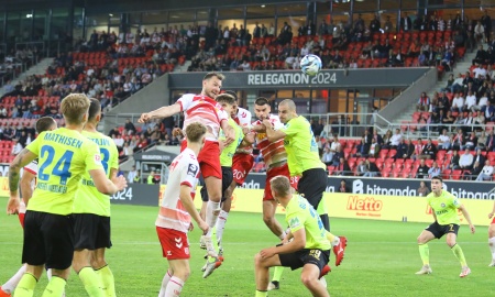 Relegations-Hinspiel endet Unentschieden