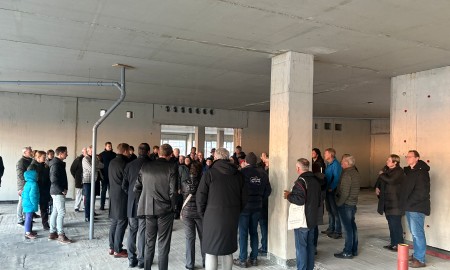 Großes Interesse bei Baustellenbesichtigung am Krankenhaus Freyung