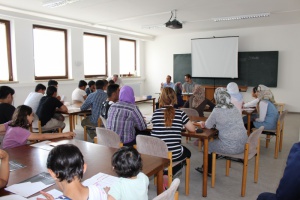 Erste Rechtsseminare für Flüchtlinge im Landkreis