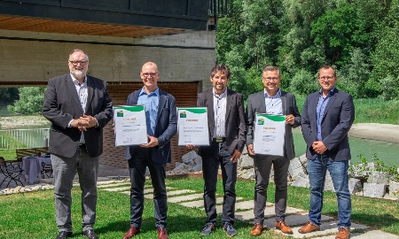 Pfaffinger Unternehmensgruppe erneut für qualifizierte freiwillige Umweltleistungen ausgezeichnet