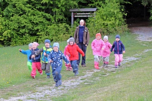 Mit Spiel und Spannung durch die Ferien