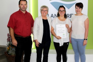 Von der Landrätin eingebürgert