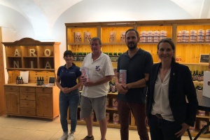 Wirtschaftsjunioren begeistert vom Aronia Langlebenhof