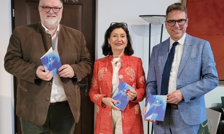 Festspielprogramm für Oberbürgermeister Jürgen Dupper