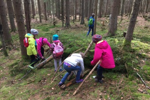 Ferienspaß mit Käuzen, Wölfen und dem Schratzl
