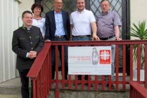 Bürgermeister packt mit an