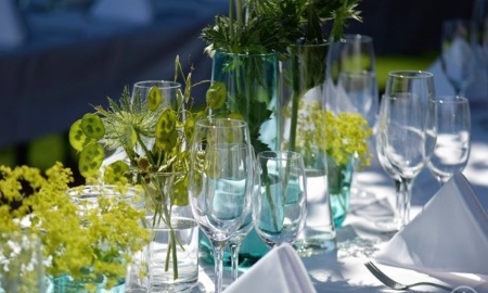 Tischdekoration nach Motto: Diese Ideen und Anregungen bietet das Internet