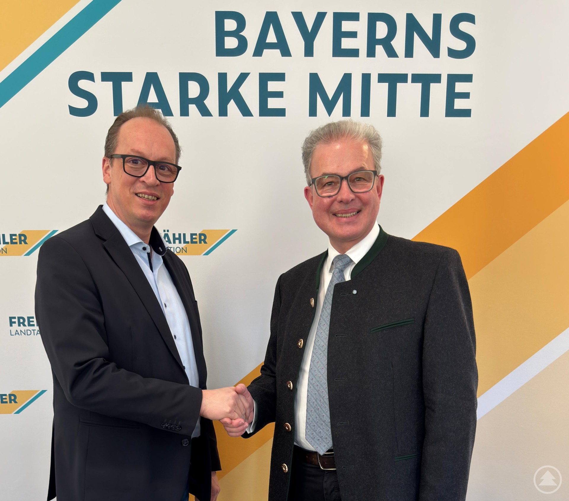 Martin Behringer (links) übernimmt eine Schlüsselposition im bayerischen Wohnungsbau: Als stellvertretender Aufsichtsratsvorsitzender der neu gegründeten Baunova Bayern GmbH will er den Wohnungsbau im Freistaat beschleunigen.