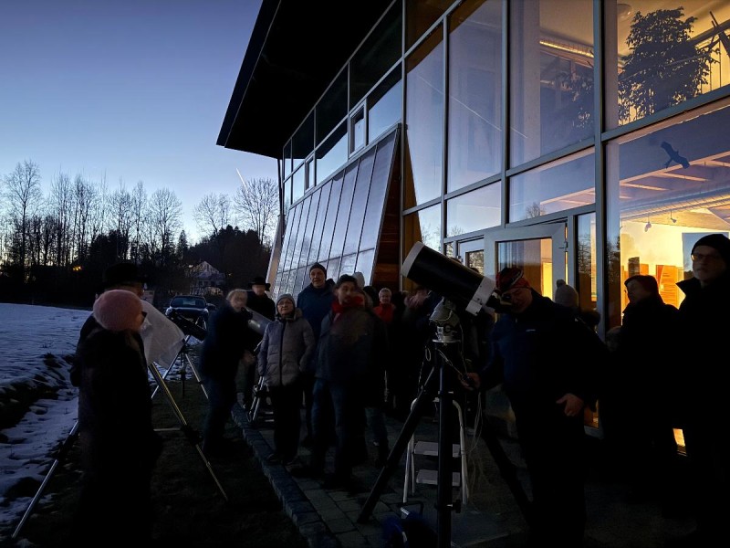 Flyer/Grafik zum Event: Die Planeten unseres Sonnensystems am Sa., 21.02.2026 von 17:30 bis 19:30 Uhr