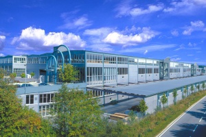 Zukunft gesichert: Bayerwald – Fenster und Türen wird neues Mitglied der BACHL Firmengruppe