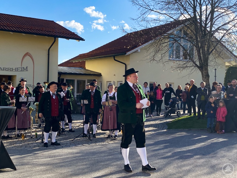 1. Vorstand Stefan Behringer begrüßte die zahlreich erschienenen Gäste.