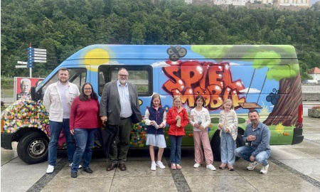 Das Spielmobil erstrahlt im neuen Glanz