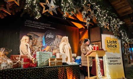 P&auml;ckchenversteigerung in Deggendorf bringt &uuml;ber 4000 Euro f&uuml;r den guten Zweck