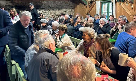 „Volles Haus“ beim FRG-Heimattreffen in München