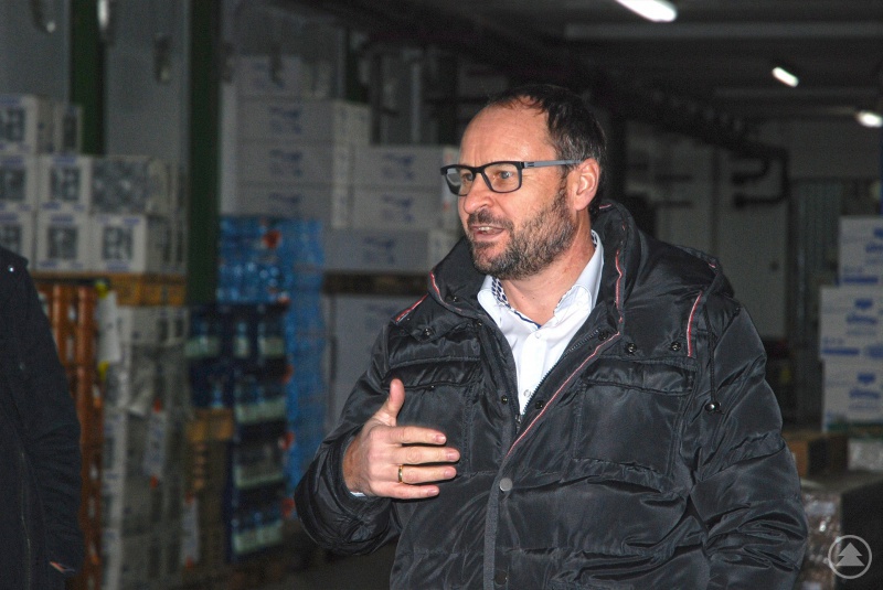 Günter Troiber gewährt den Passauer Wirtschaftsjunioren einen Blick hinter die Kulissen.