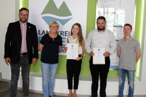 Zwei neue Azubis im Landratsamt