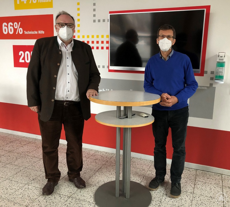 v. l.: Oberbürgermeister Jürgen Dupper und Dr. Achim Spechter (Ärztlicher Leiter Impfzentrum Stadt Passau)
