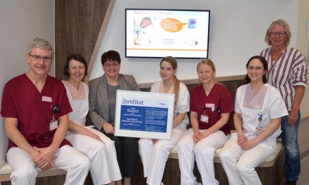 „Angehörige jederzeit willkommen“ – Zertifikat als angehörigenfreundliche Intensivstation