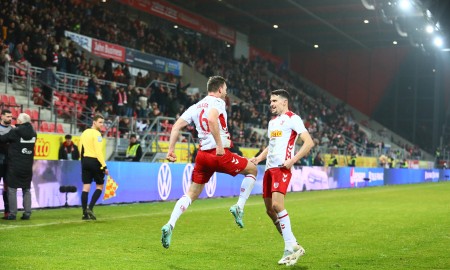 SSV Jahn Regensburg feiert klaren 3:0-Heimsieg gegen Waldhof Mannheim
