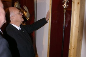 Altbischof besucht Museum Goldener Steig