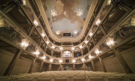 Landestheater Niederbayern spielt Händels Oper „Rinaldo“ im Fürstbischöflichen Opernhaus in Passau