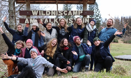 Auftakt zum Open-Air-Semester: 53 Commerzbank-Umweltpraktikanten zu Gast im Nationalpark