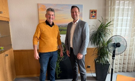 Josef Heisl und Franz Mautner im Dialog über Gemeindeprojekte