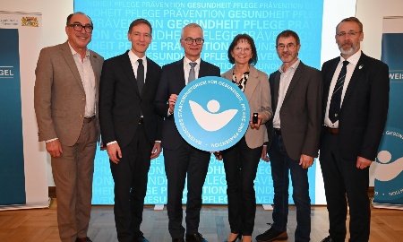 Zwei engagierte Bürger aus dem Landkreis Freyung-Grafenau mit dem „Weißen Engel“ ausgezeichnet