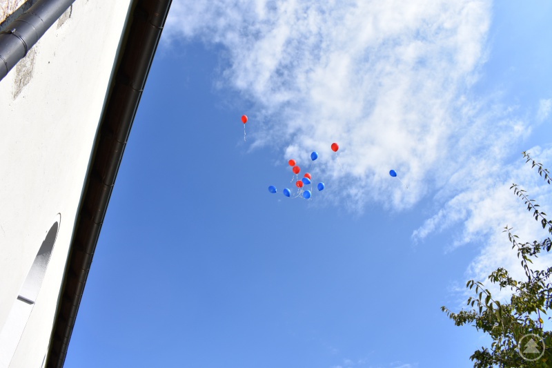 Die Ballons halten zusammen