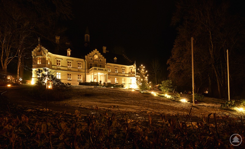 Das Schloss im vorweihnachtlichen Lichterzauber