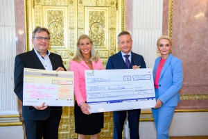 Mit 27.550 Euro wird die Tafel Passau unterstützt