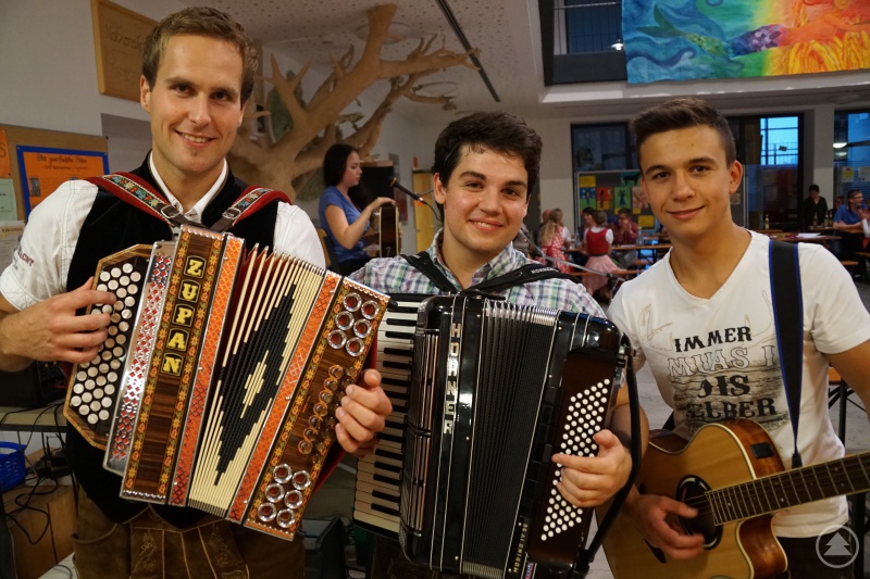 Bayerische Musik mit Andreas König (v.l.), Julian Vater und Pascal Sigl