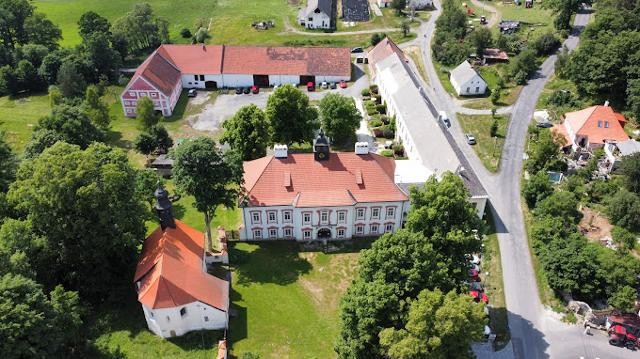 Flyer/Grafik zum Event: Busreise: Schlösser entdecken in Westböhmen am Sa., 06.09.2025 von 07:30 bis 08:00 Uhr